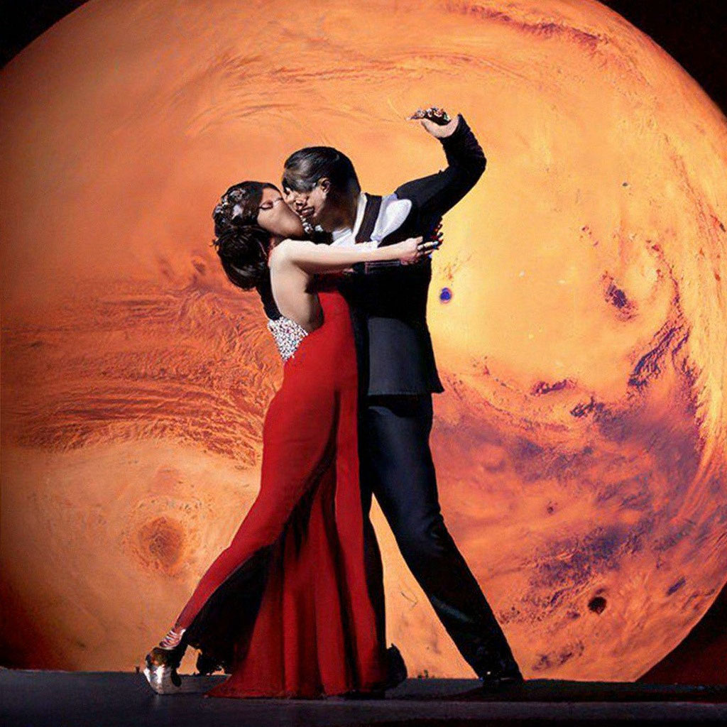 «Девушка с парнем танцуют танго, …» — создано в Шедевруме