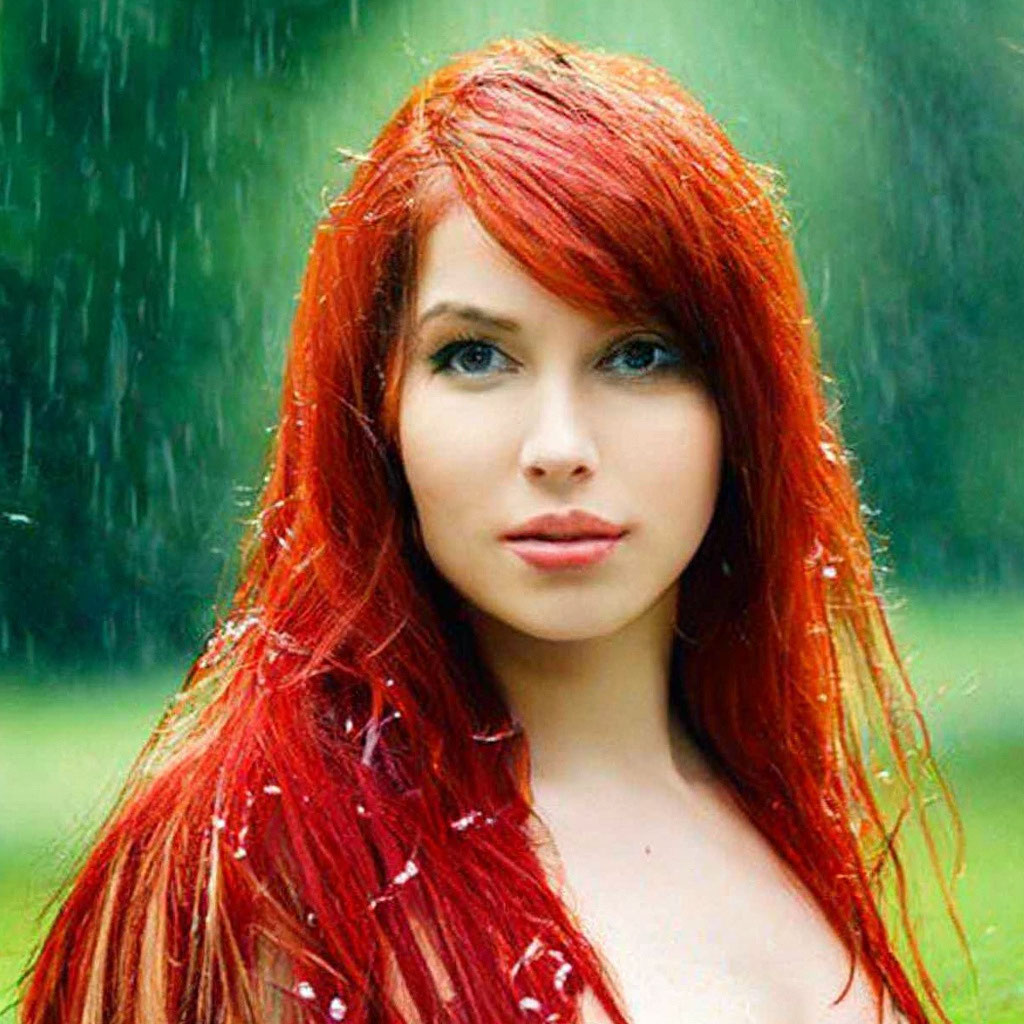 Русская молодая девушка с рыжими волосами кончает от домашнего порно
