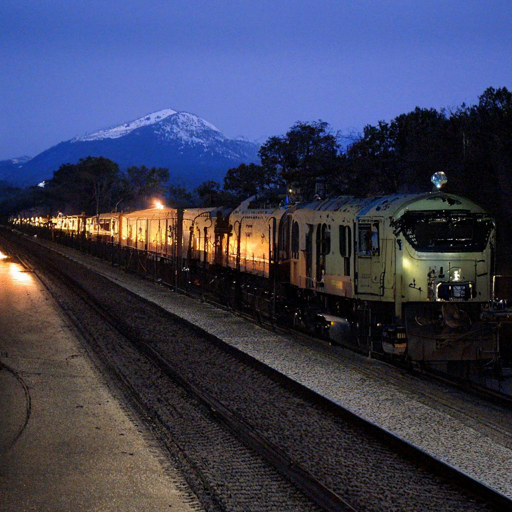 Он Уехал Прочь На Ночной Электричке» — Создано В Шедевруме