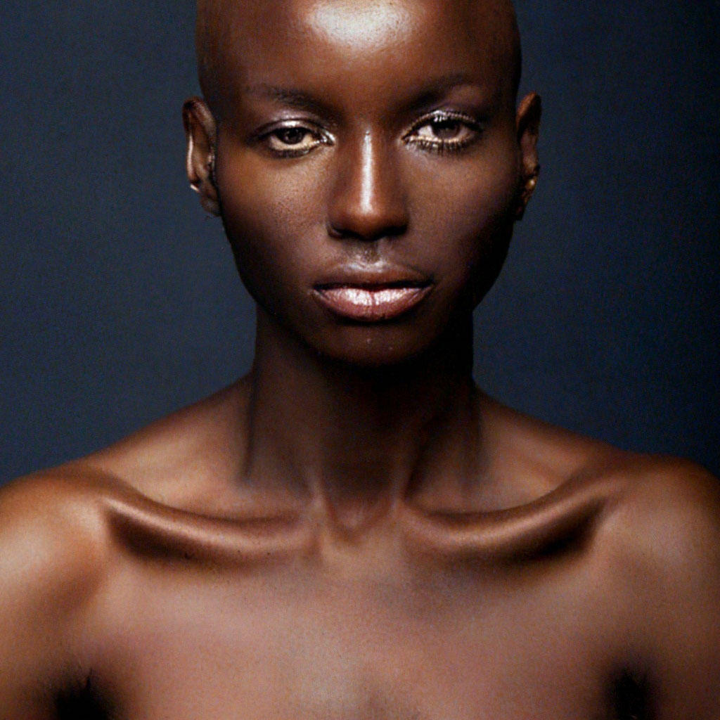 «Мужское тело негра с лицом женщины» — создано в Шедевруме