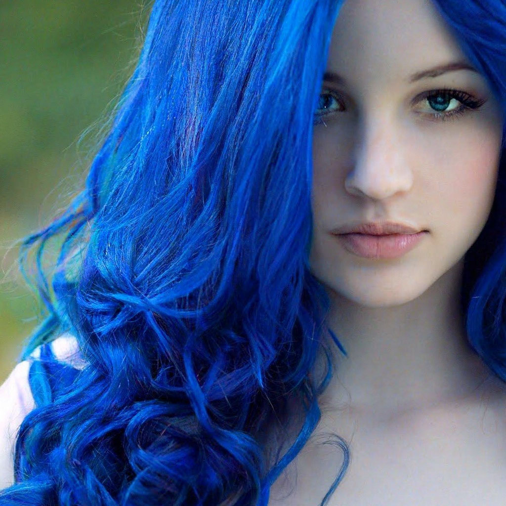 love is no joke *2* Light blue hair, Hair color blue, Hair dye colors