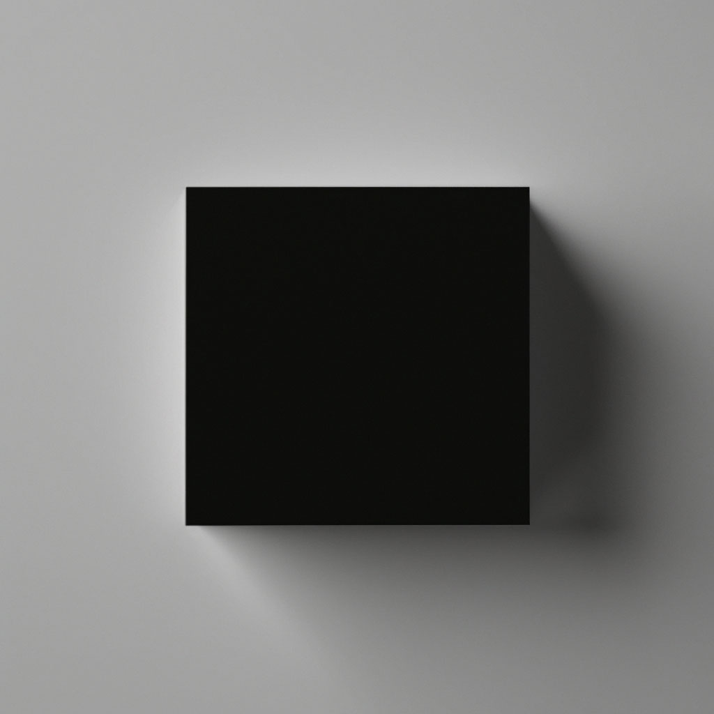 Однотонный белый фон, черный …» — создано в Шедевруме